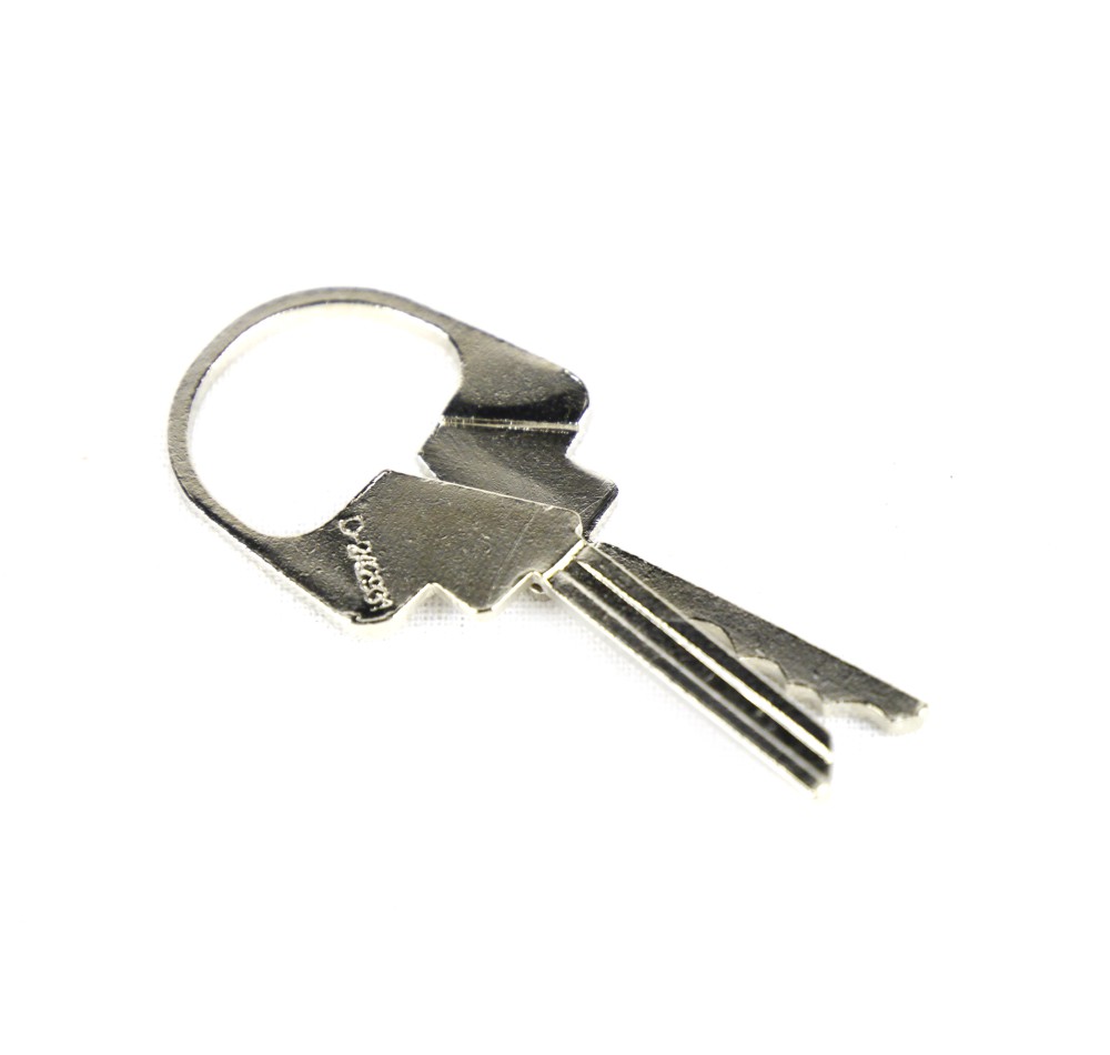 Silver key 